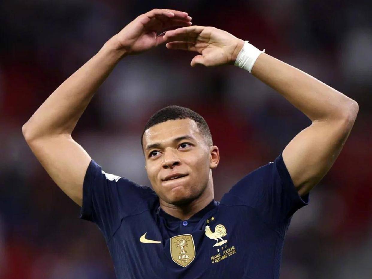 19 มิถุนายน: Mbappe ผูกเมสซี่เมื่ออายุ 27 ปี แต่ข้อมูลเหมือนกันกับข้อมูล แต่ตู้แตกต่างกันมาก late_defense_league_world